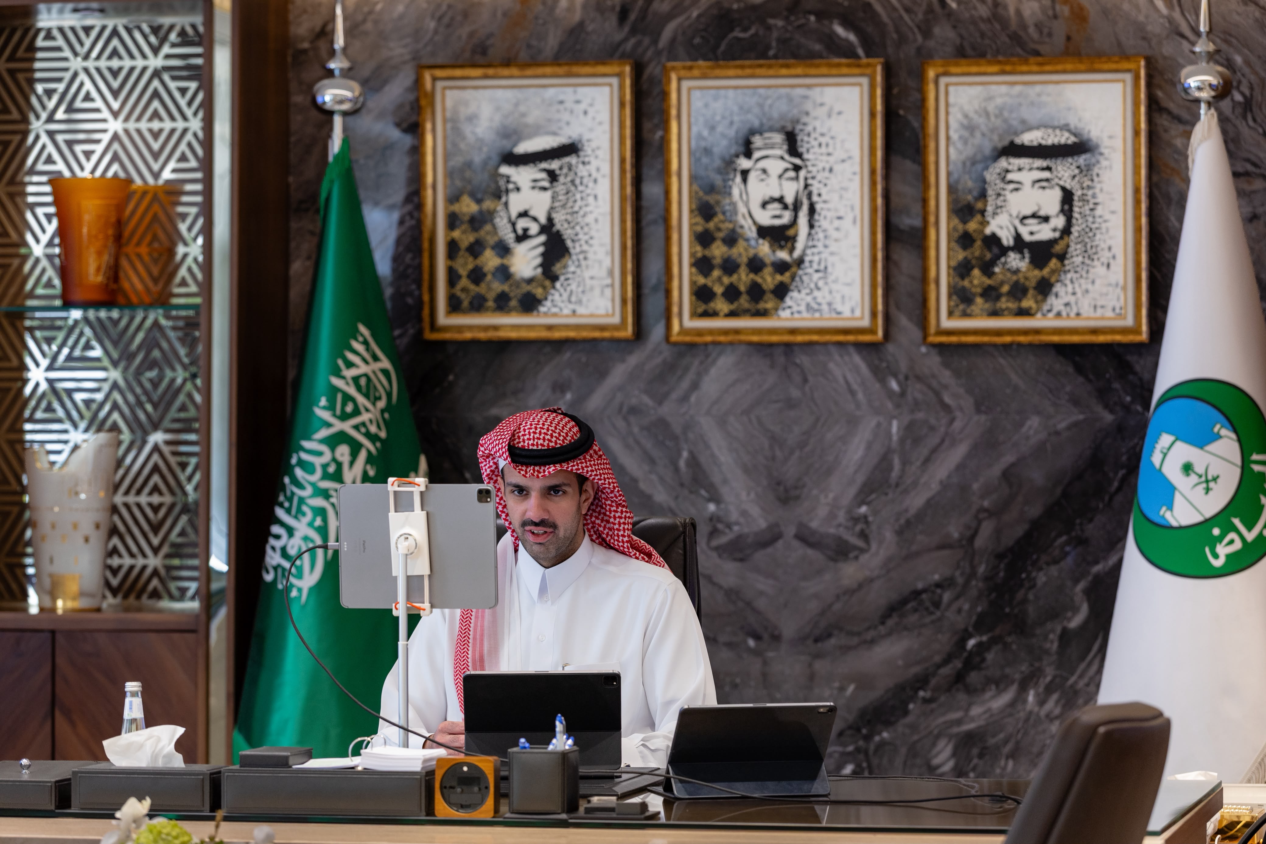 برئاسة سمو أمين الرياض.. اللجنة الإشرافية لمنتدى حوار المدن العربية الأوروبية تبحث تحضيرات النسخة الثانية