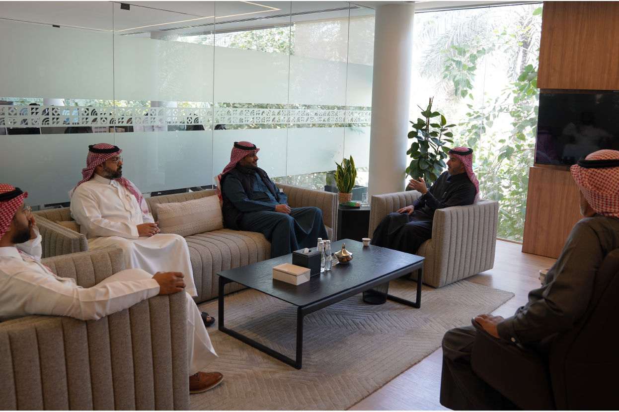 مدير عام المعهد يستقبل الأمين العام للهيئة السعودية للمهندسين